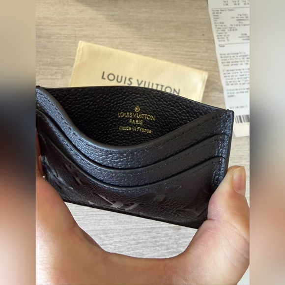 Louis Vuitton LV Charms Card Holder - Picture 10 of 12